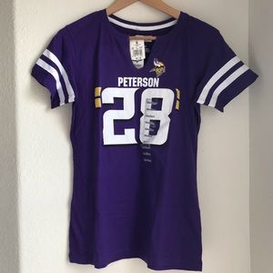 NFL Team Apparel Vikings Peterson V-Neck Shirt Women's size Medium NWT